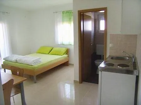 Apartment Studio Ljubac 6244a Rtina